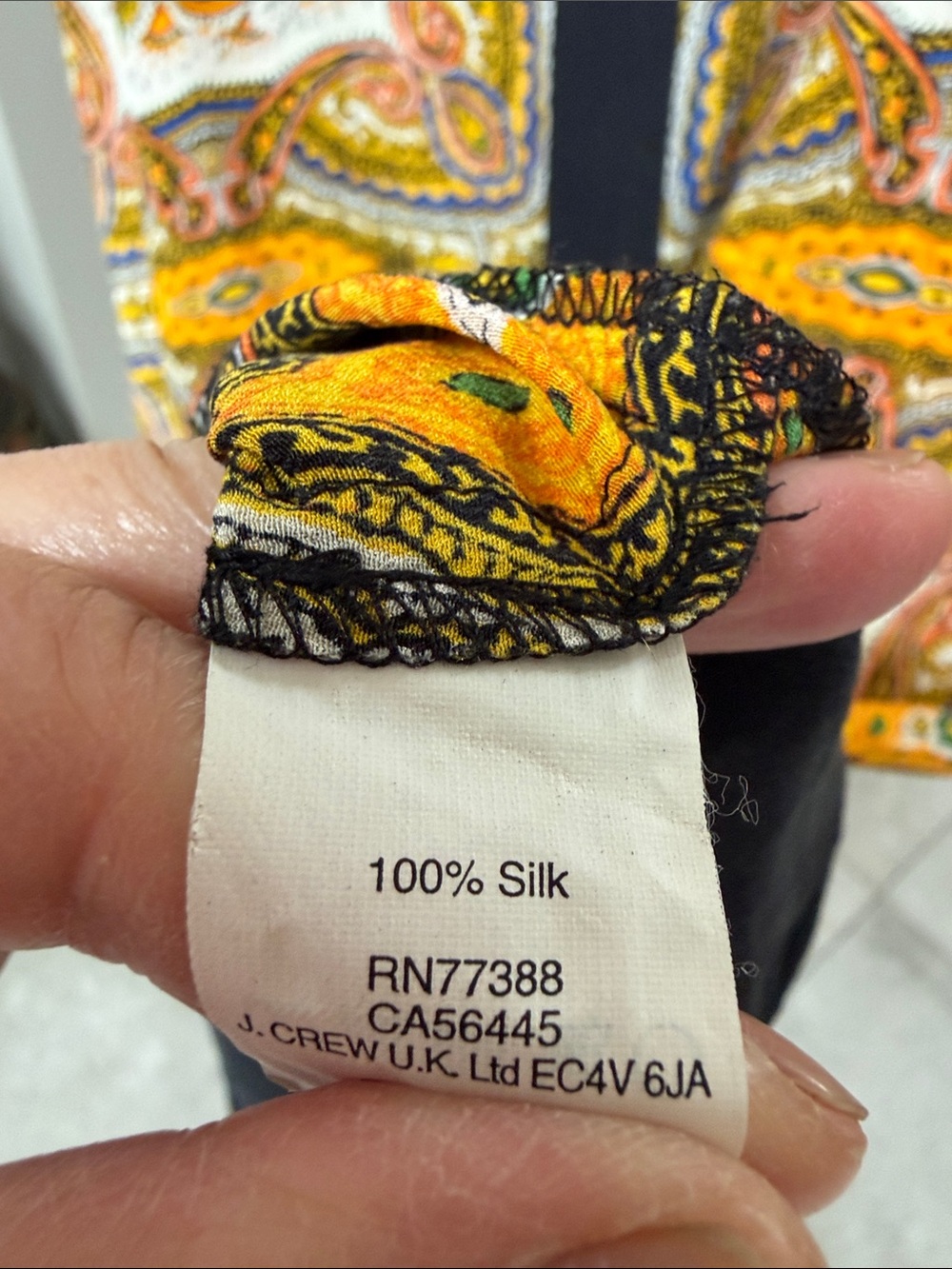 Sleeveless Paisley Print Women’s Silk Midi Dress in Mustard and Black size S - Picture 5 of 7